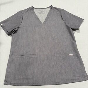 Figs Technical Collection Top in graphite Large